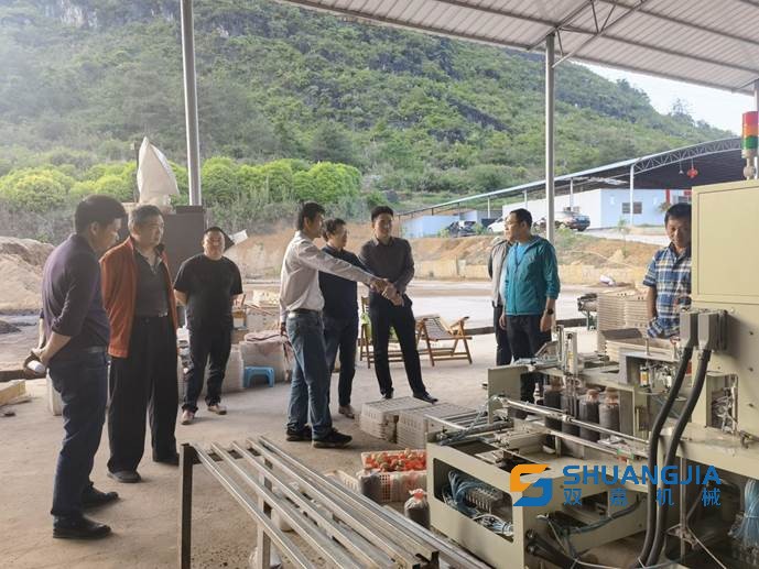 1650504681385961.jpg 22-52-11-31-283825.jpg